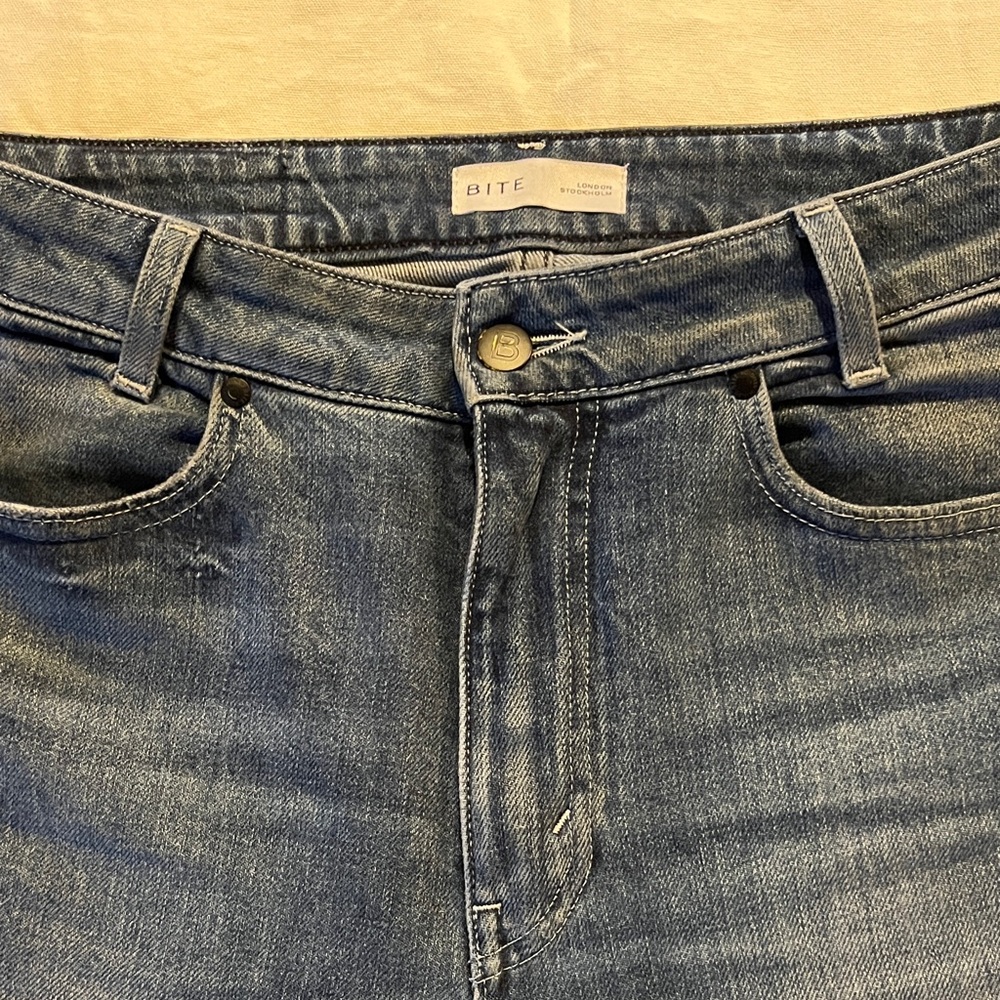 Women's Straight Leg Blue Jeans